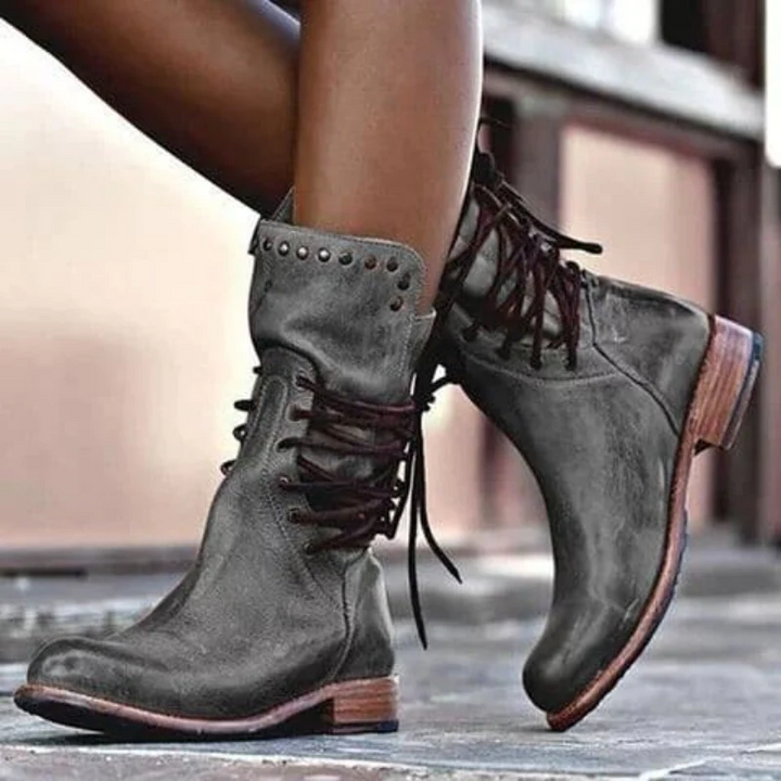 Lily - Vintage Look Boots