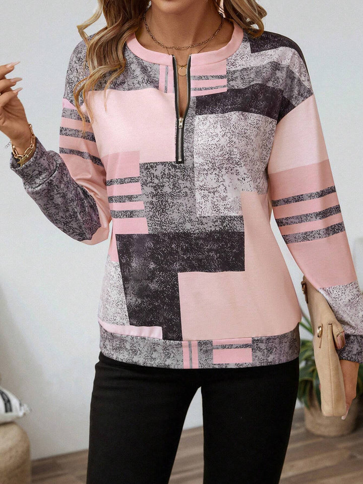 Sophia – Graphic zip sweater