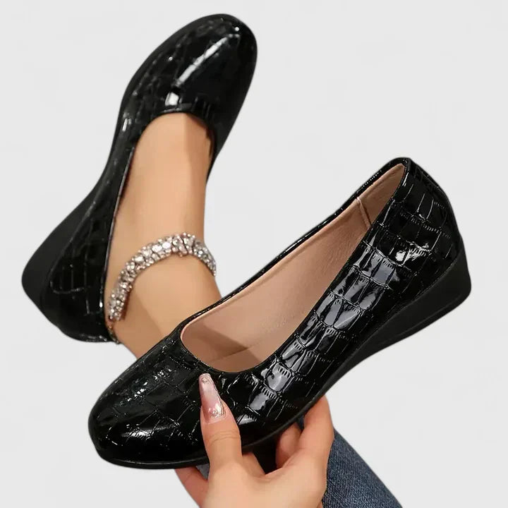 Zoe - Orthopedic Shoes