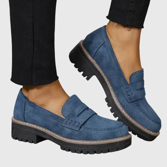 Gwen - Timeless Suede Loafers