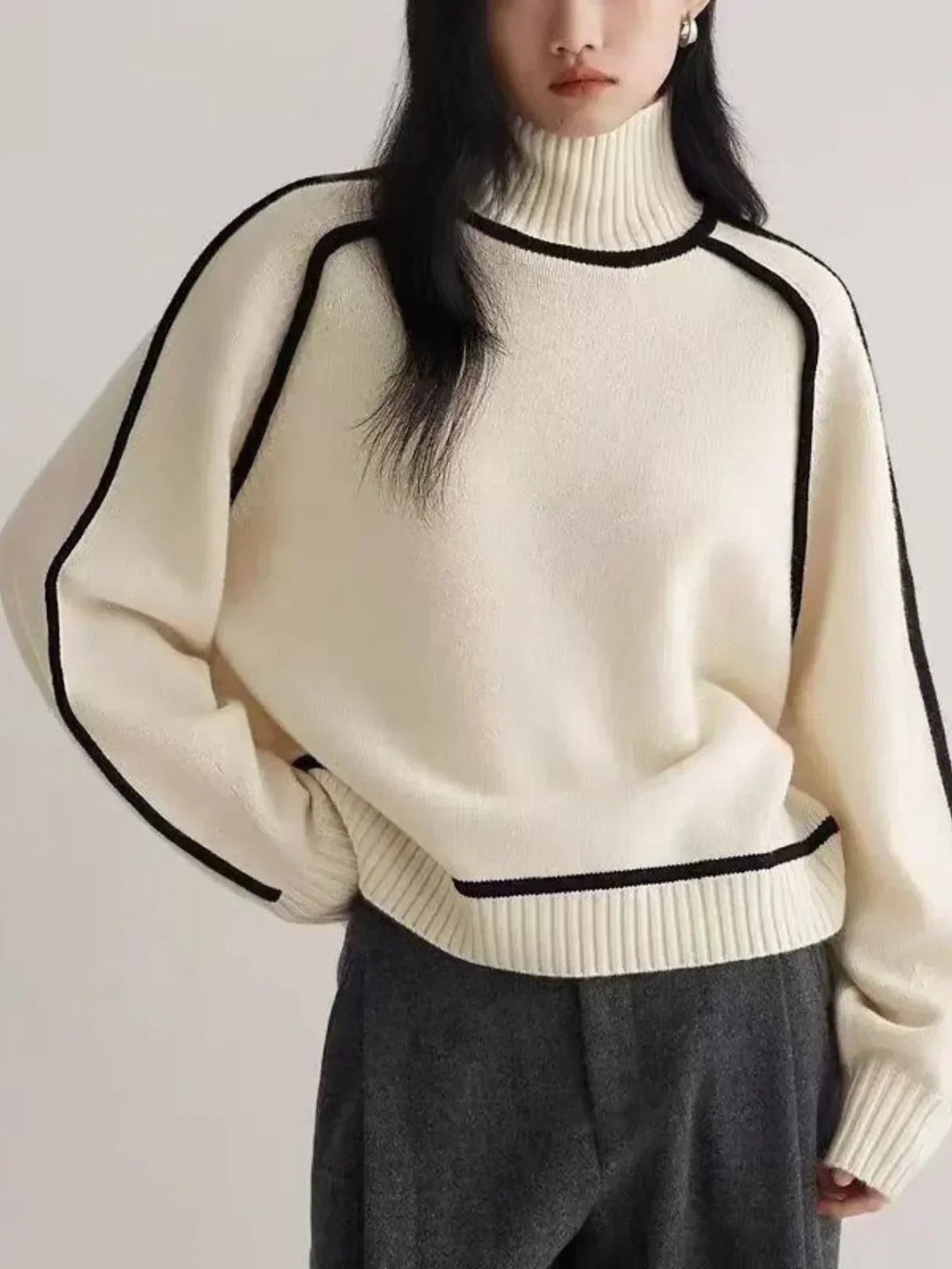 Lilia – Elegant turtleneck sweater