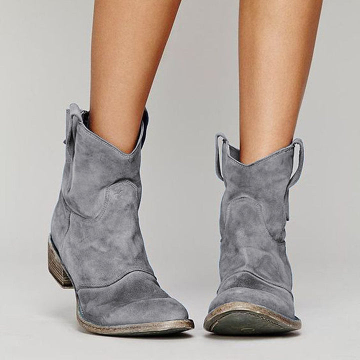 Evelyn – Timeless ankle boots