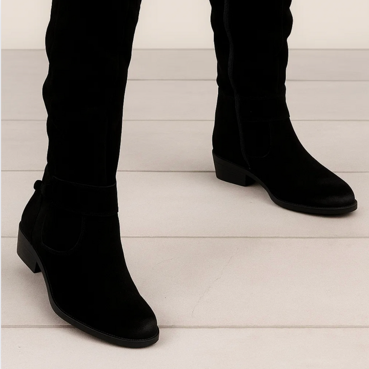 Dani – Elegant Suede Boots