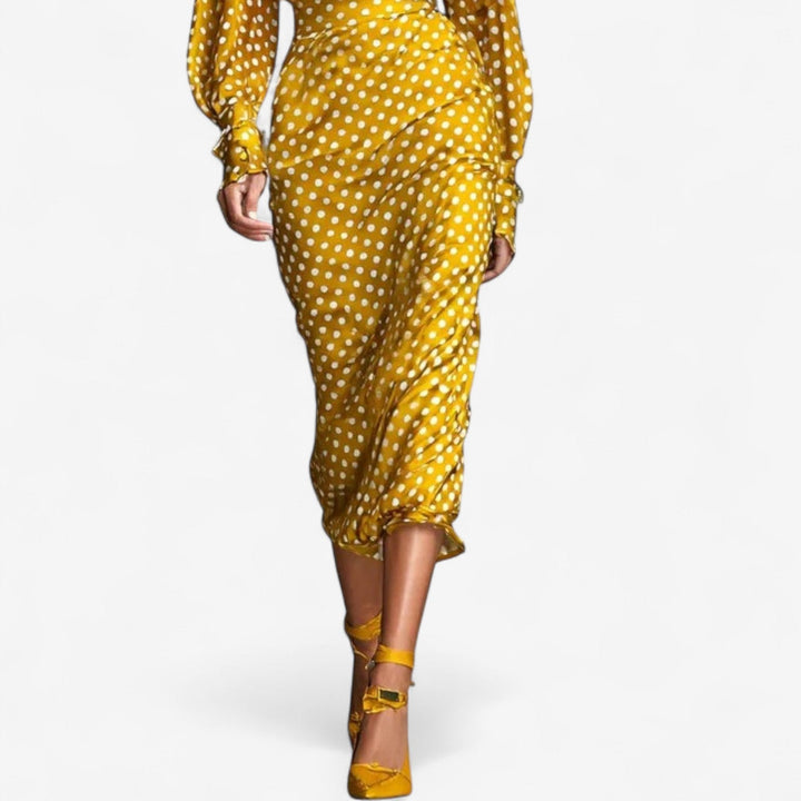 Susan - Two-Piece Golden Set