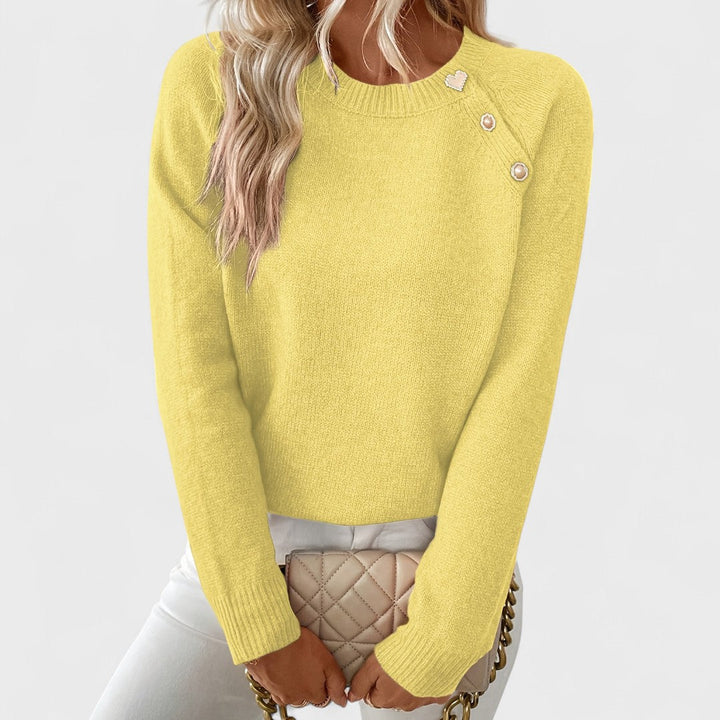 Aurora – Chic asymmetric sweater